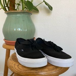 VANS AUTHENTIC KNOTTED